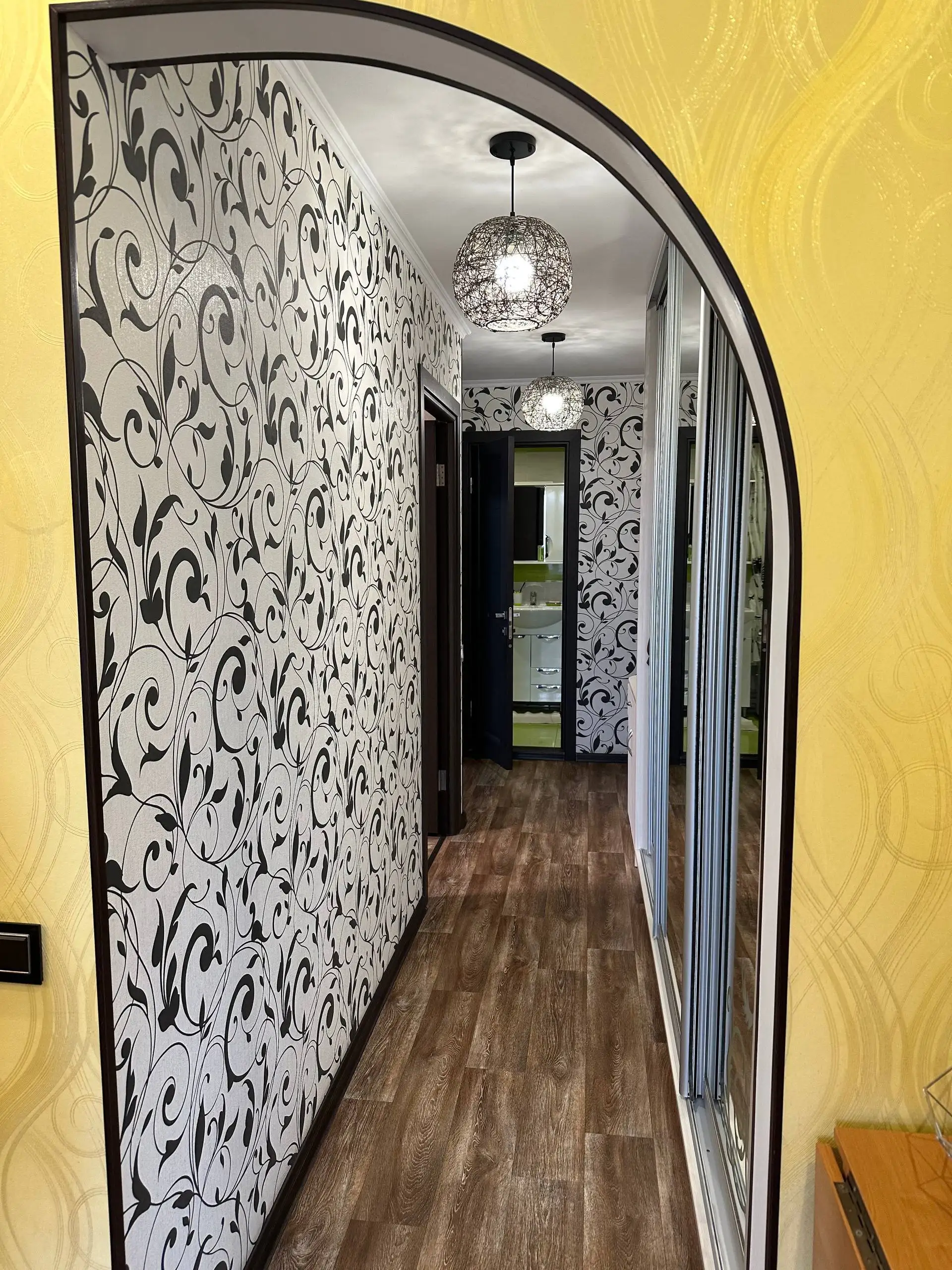 3-к квартира 69.5 м² с евроремонтом и гаражом в Мариуполе - Квартиры (Недвижимость) в Мариуполь