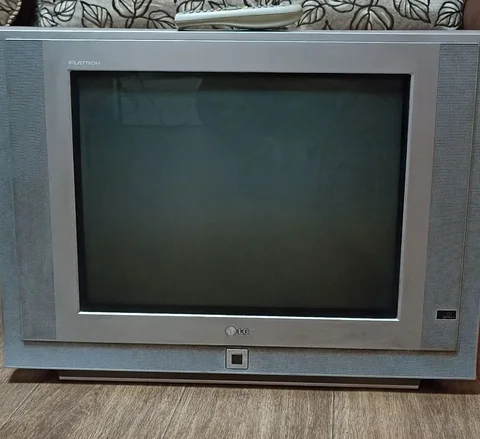 Телевизор LG - Смартфоны в Волноваха
