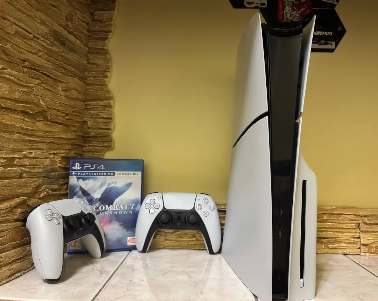 PlayStation 5 Slim с дисководом 1TB - Игровые приставки (Электроника) в Волноваха