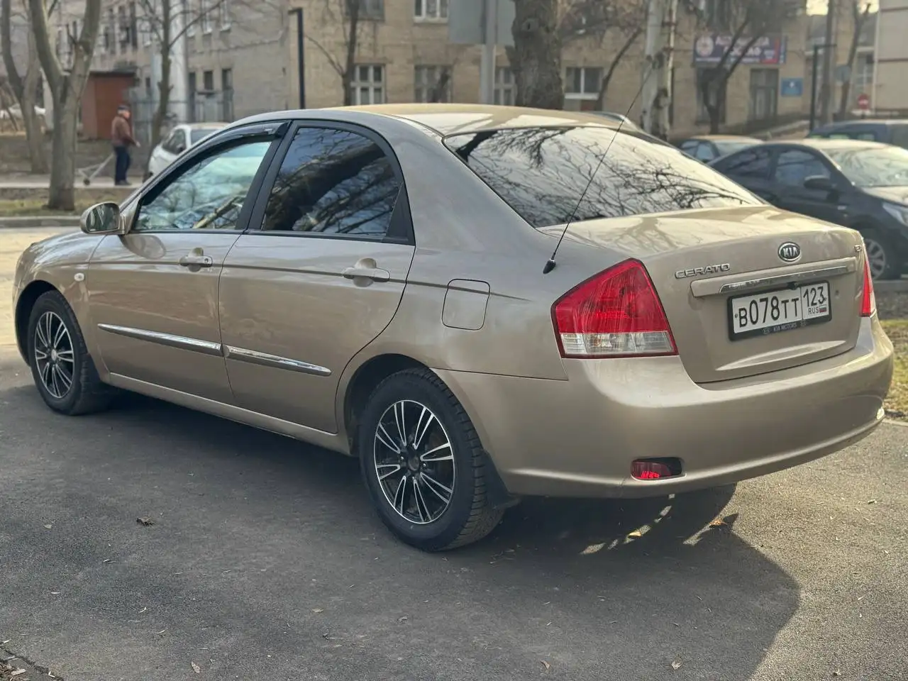 KIA Cerato 2007 - Авто в Донецк