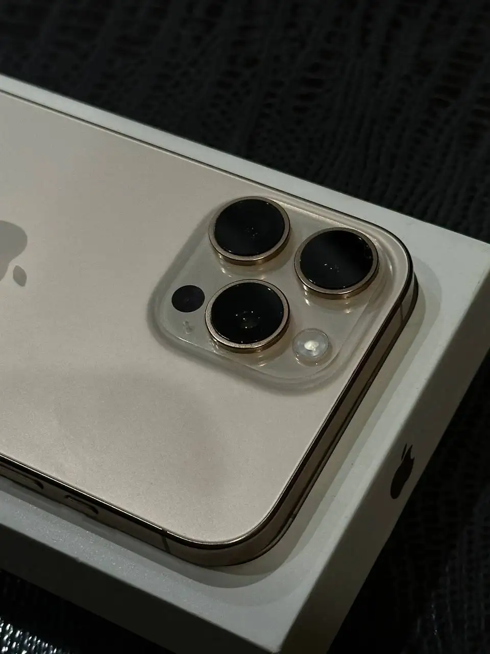 iPhone 16 Pro Max 256GB Desert Titanium - Смартфоны (Электроника) в Волноваха