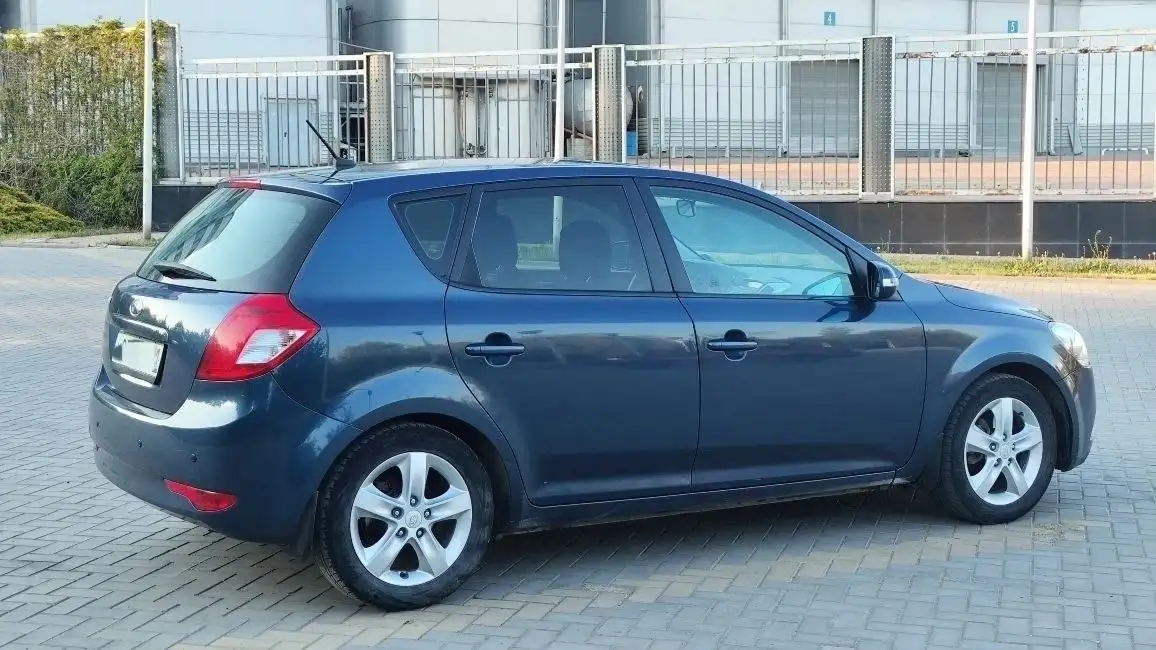 KIA Ceed 1.6 Автомат 2010 Рестайлинг - Легковые автомобили (Авто) в Донецк