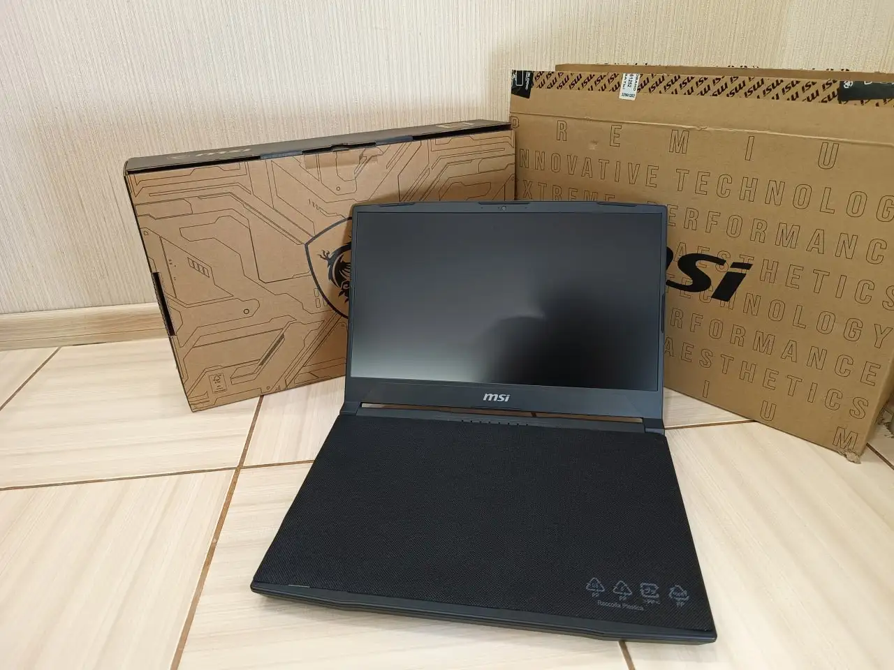 MSI Katana 15 HX B14WGK-226XRU - Ноутбуки (Электроника) в Волноваха