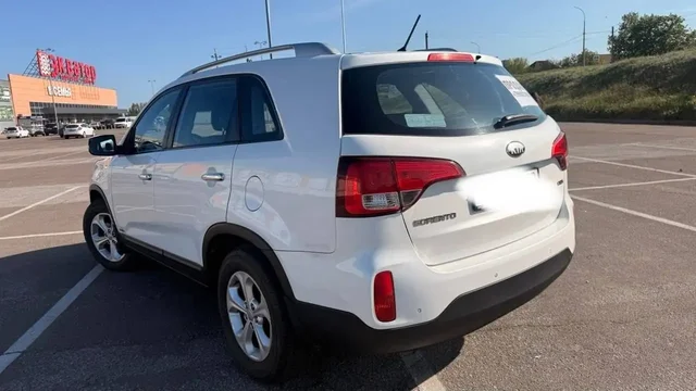 KIA Sorento 2013 - Автомобили в Волноваха