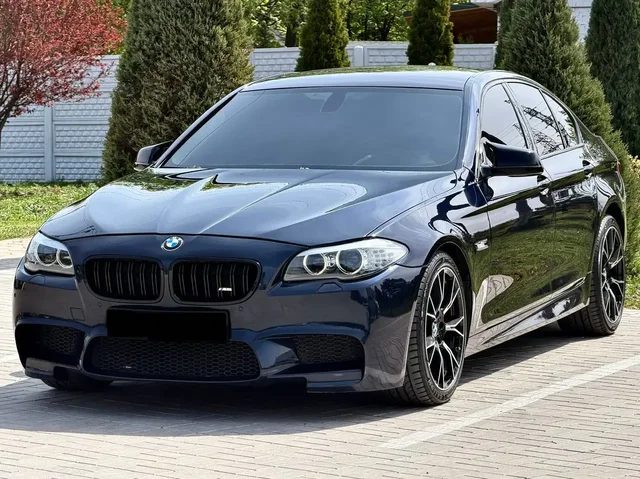 BMW 530d F10 xDrive 2012 - Сельскохозяйственные запчасти в Волноваха