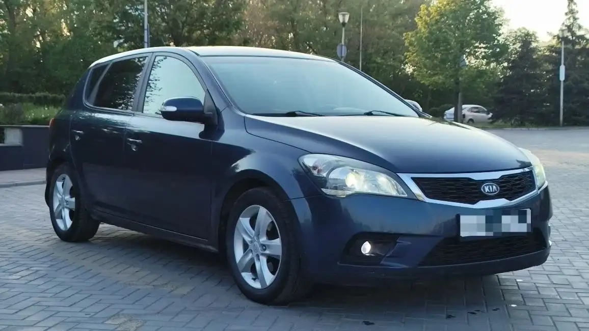 KIA Ceed 1.6 Автомат 2010 Рестайлинг - Легковые автомобили (Авто) в Донецк