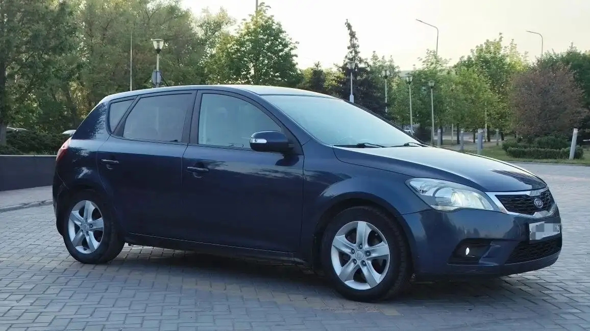 KIA Ceed 1.6 Автомат 2010 Рестайлинг - Легковые автомобили (Авто) в Донецк