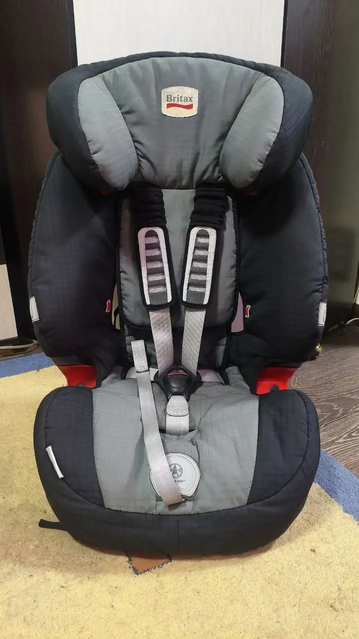 Автокресло Britax Romer - Барахолка в Донецк