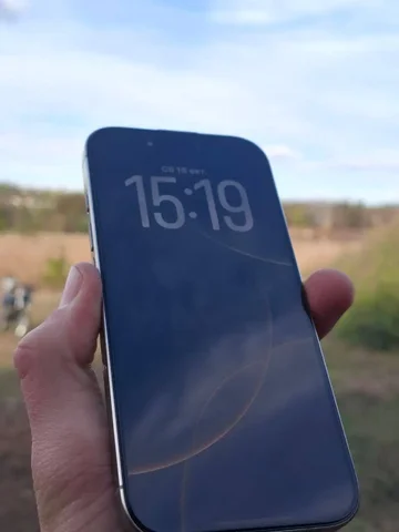 iPhone 16 Pro в отличном состоянии - Электроника в Волноваха