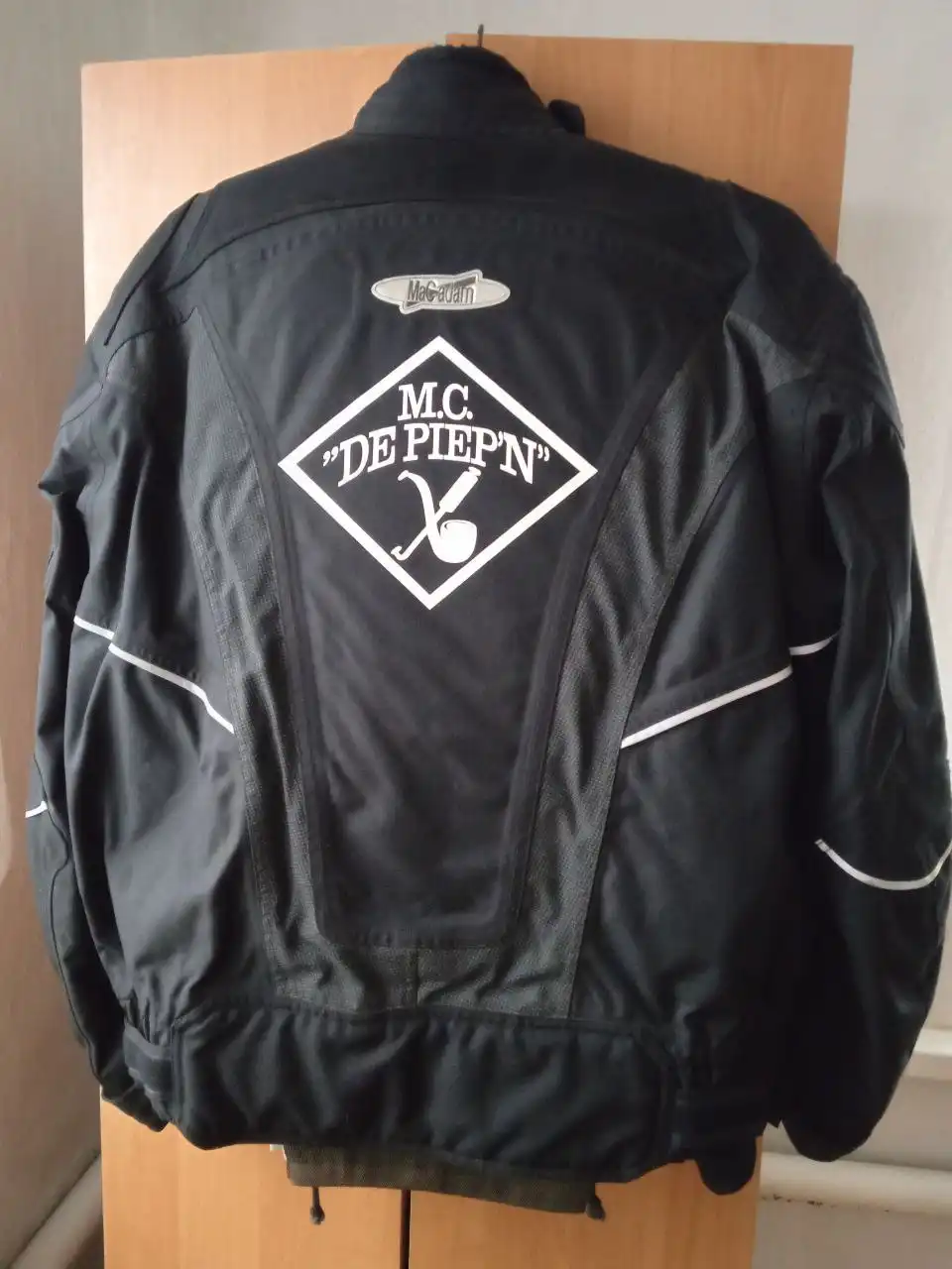 Продажа мотокуртки с защитой