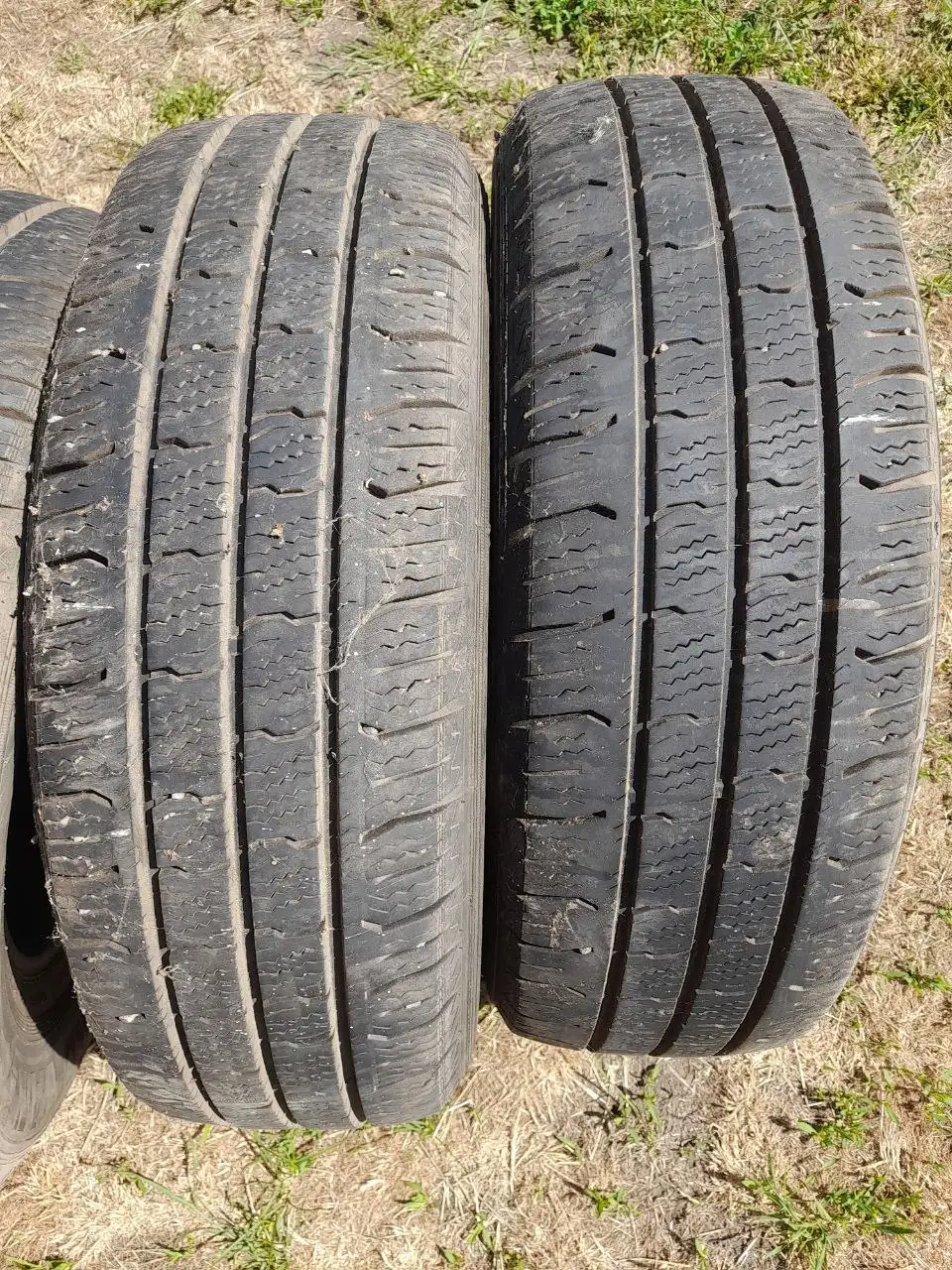 Продажа шин R15 225/70 б/у - Шины (Авто) в Волноваха
