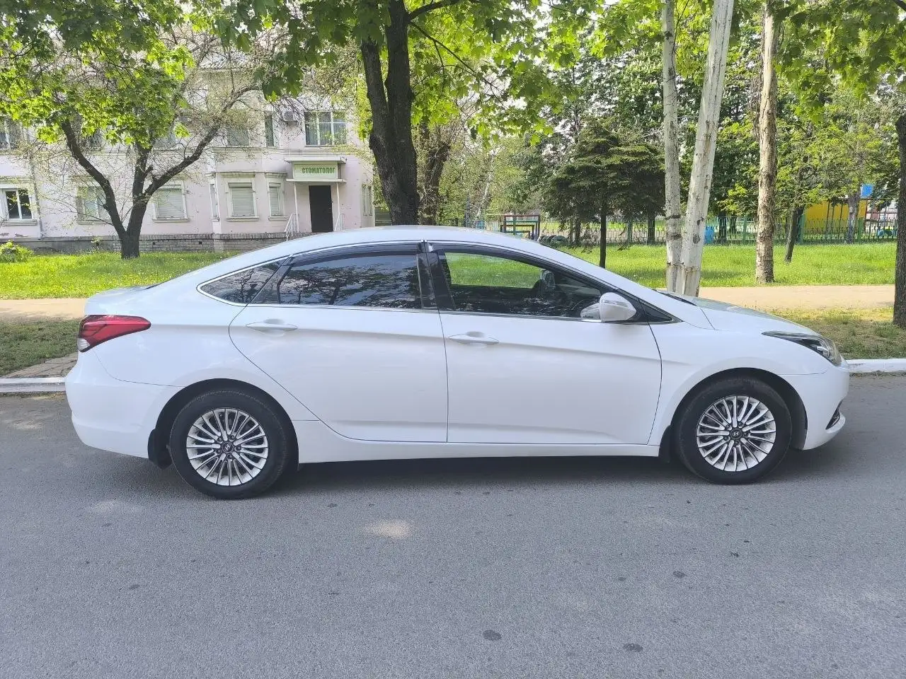 Hyundai i40 2016 - Легковые автомобили (Авто) в Стаханов