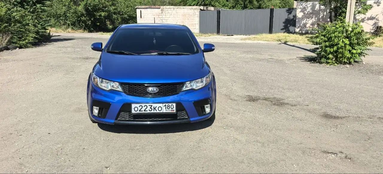 KIA Cerato купе 2010 - Легковые автомобили (Авто) в Волноваха