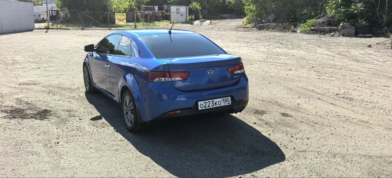 KIA Cerato купе 2010 - Легковые автомобили (Авто) в Волноваха
