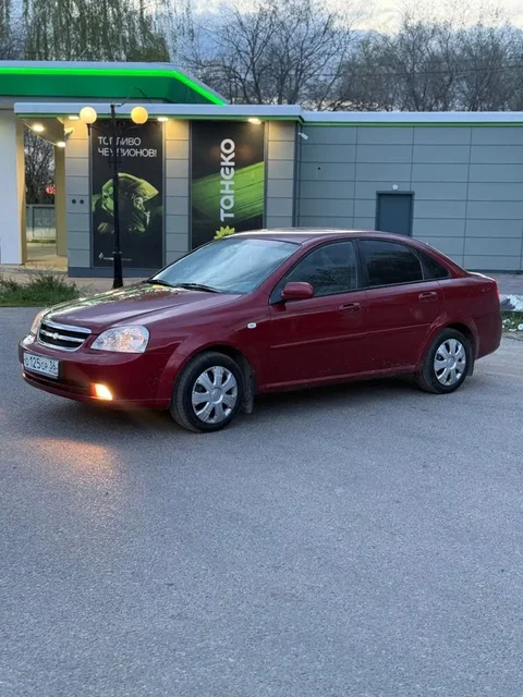 Шевроле Лачетти 2008 Механика 1.6 - Авто в Луганск