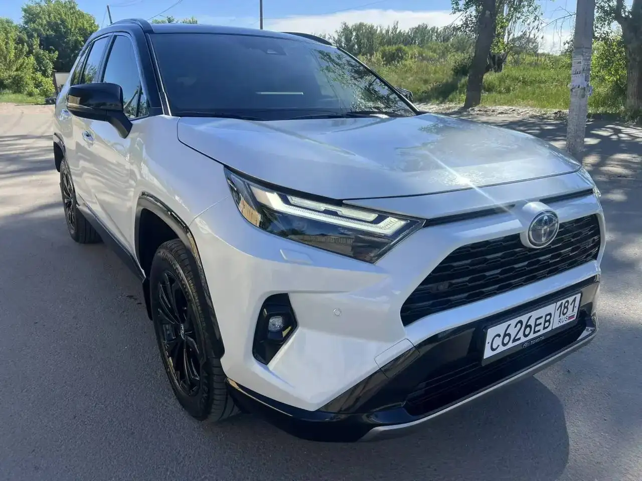 Toyota RAV4 2024 - Легковые автомобили (Авто) в Старобельск
