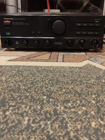 Продам усилитель Onkyo - частное объявление в Волноваха