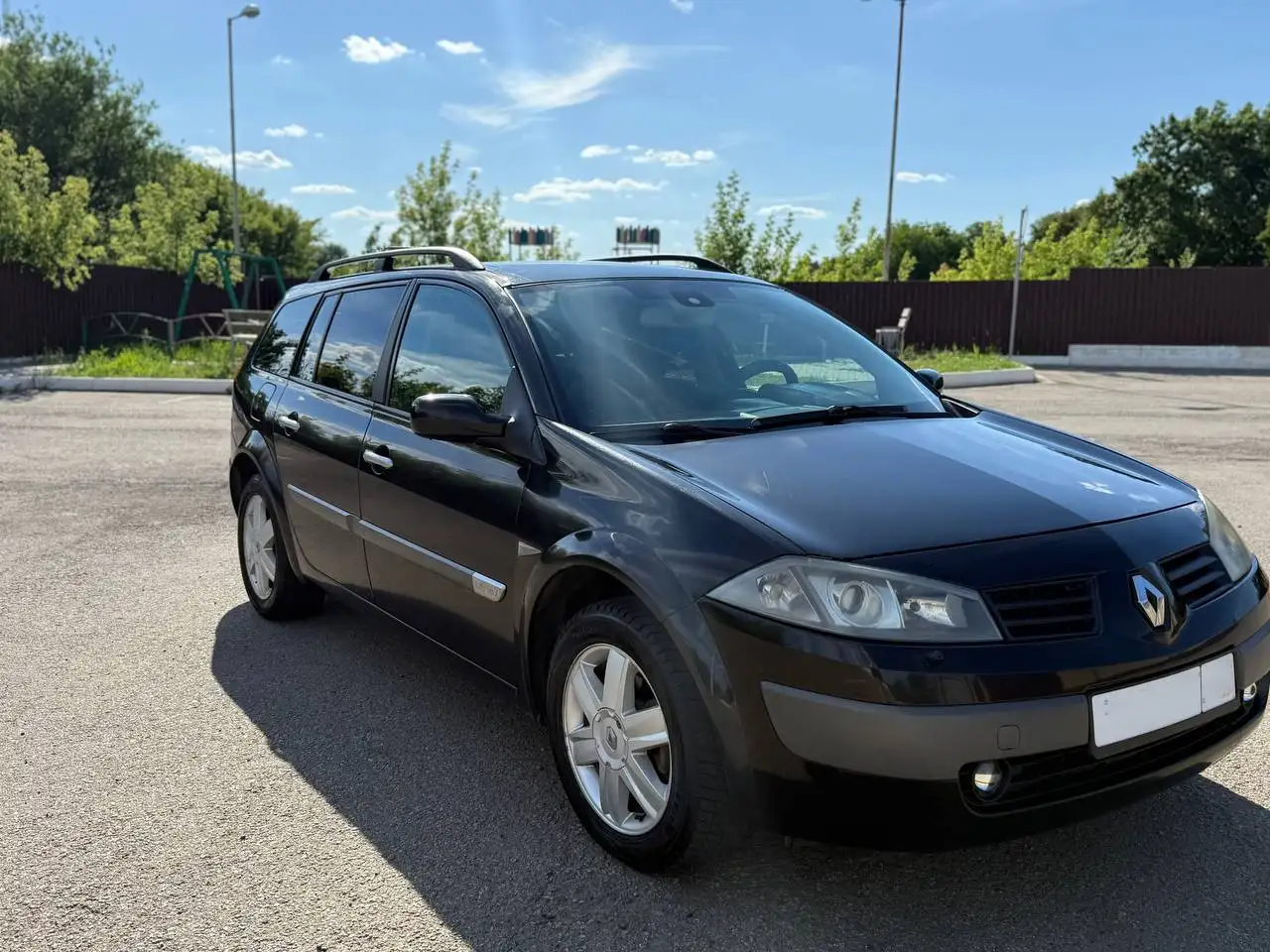Рено Меган 1.6 в хорошем состоянии - Легковые автомобили (Авто) в Волноваха