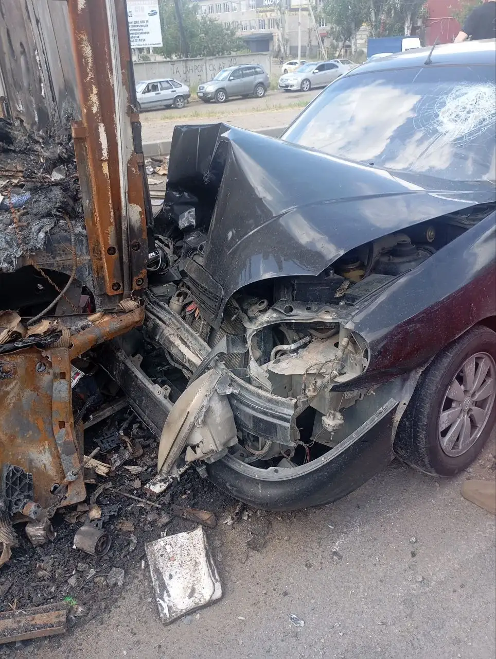 Автомобиль 2008 года на восстановление - Автомобили (Авто) в Мариуполь