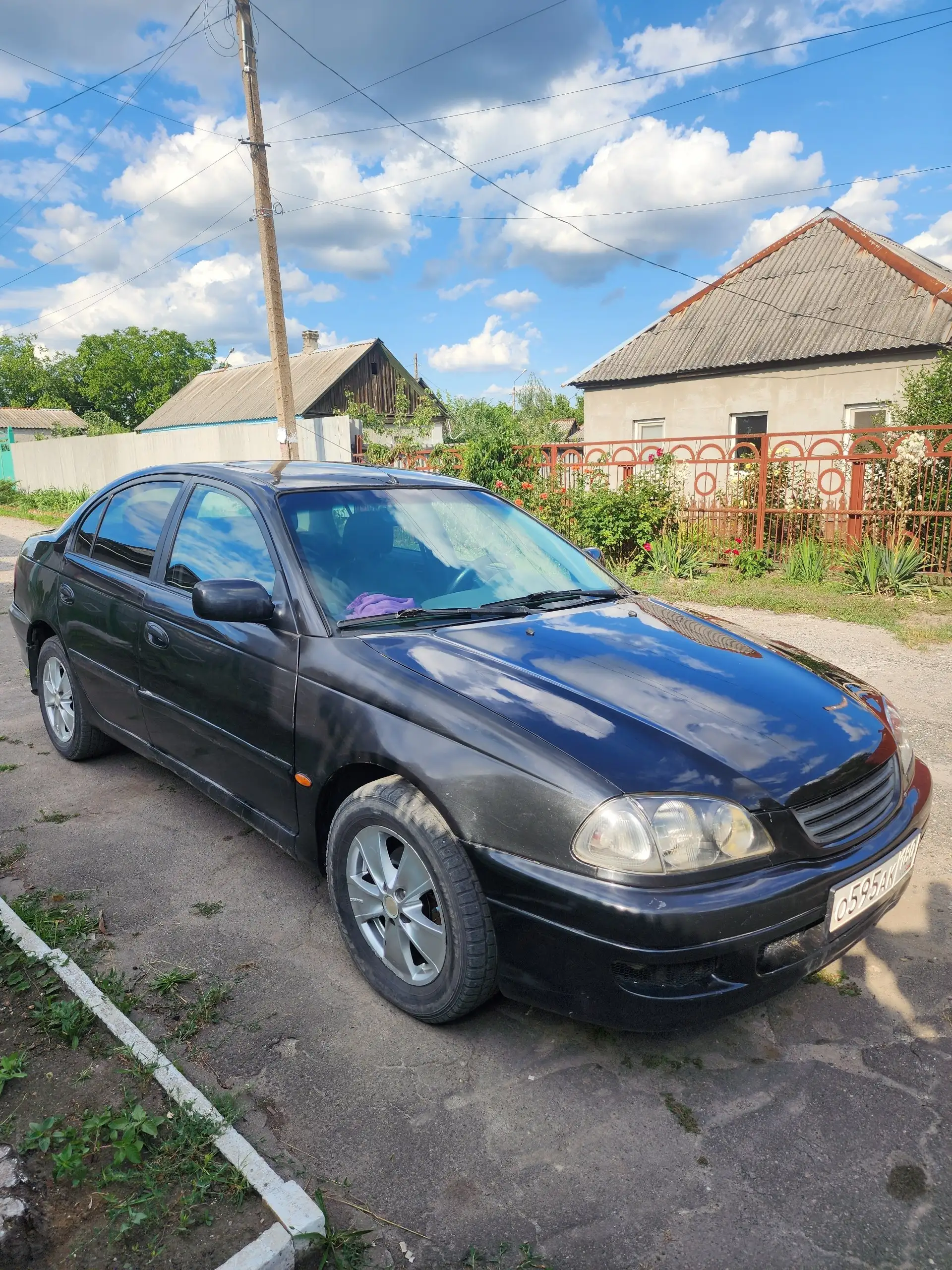 Toyota Avensis 1999 - Легковые автомобили (Авто) в Макеевка