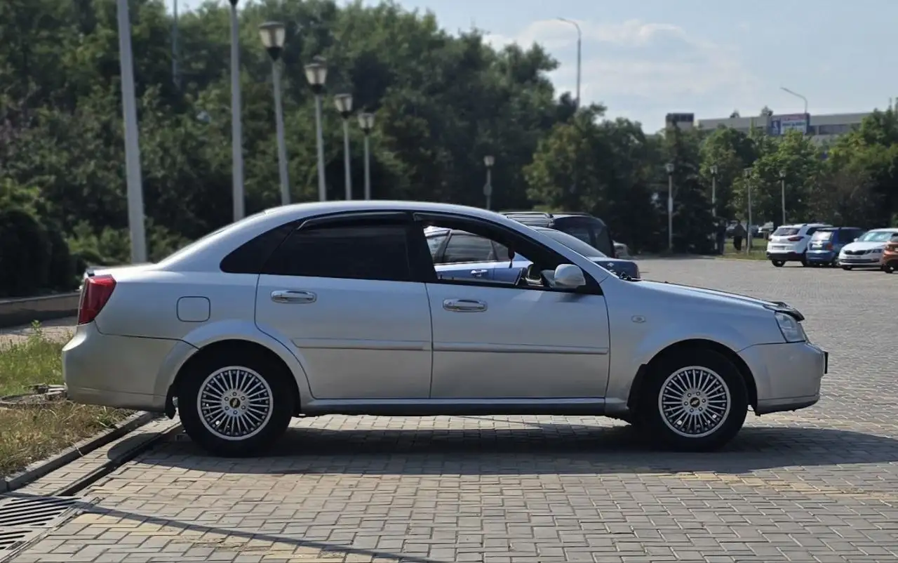 Chevrolet Lacetti 2008 - Chevrolet Lacetti (Авто) в Донецк