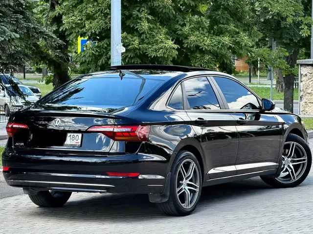 VW Jetta 2019 - Легковые автомобили в Волноваха