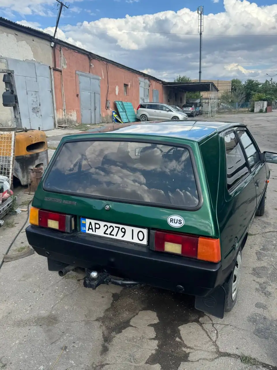 Продам Таврию - Легковые автомобили (Авто) в Волноваха