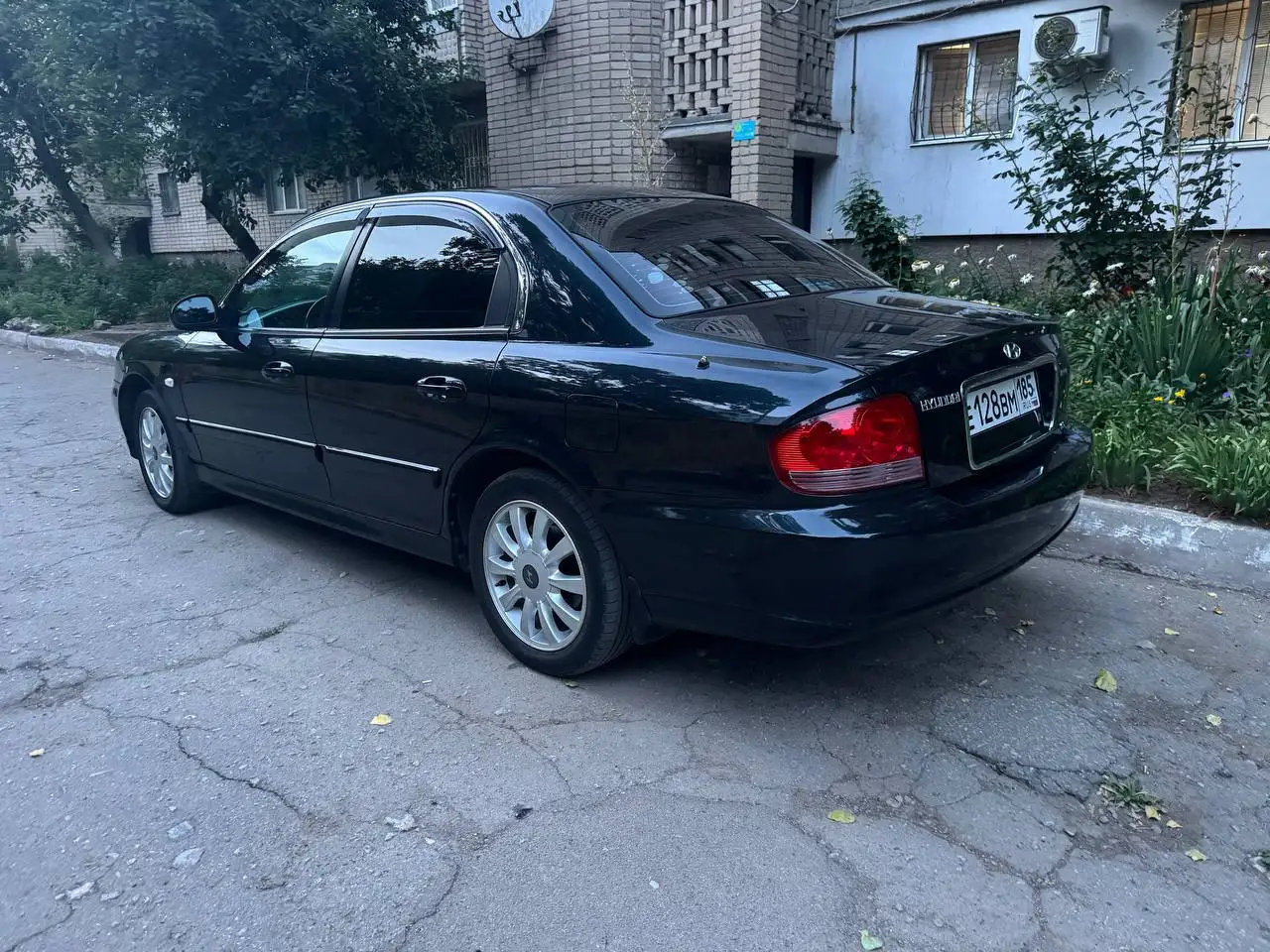 Hyundai Sonata 2011 - Легковые автомобили (Авто) в Волноваха
