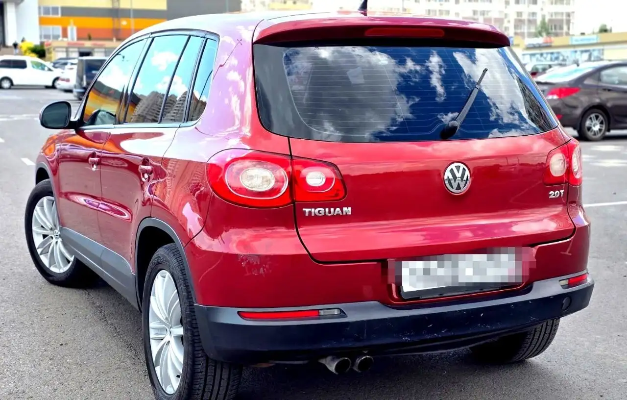 Volkswagen Tiguan 2009 - Легковые автомобили (Авто) в Донецк