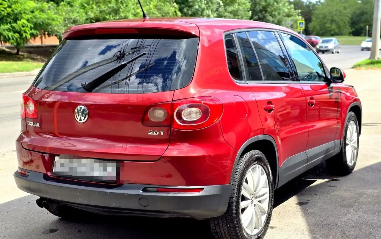 Volkswagen Tiguan 2009 - Легковые автомобили (Авто) в Донецк