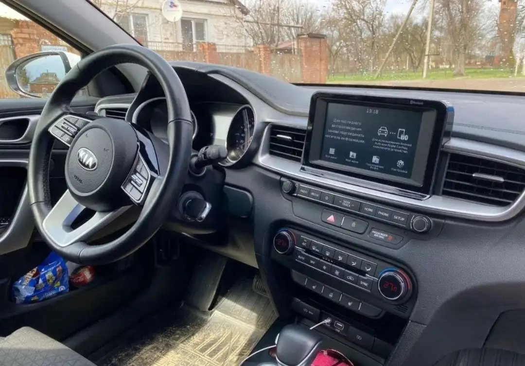 Kia Ceed 2019 автомат 1.6 - Kia Ceed (Авто) в Волноваха