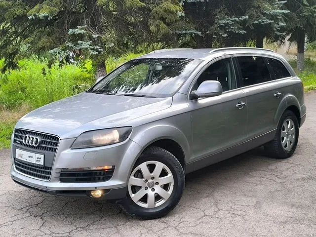 Audi Q7 3.0 TDI - Легковые автомобили в Енакиево