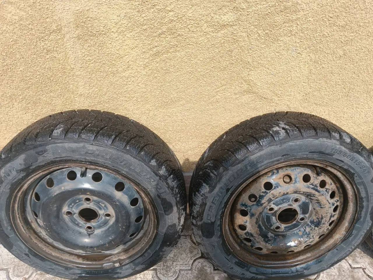 Зимняя резина R15 4/114.3 - Шины, диски (Авто) в Волноваха