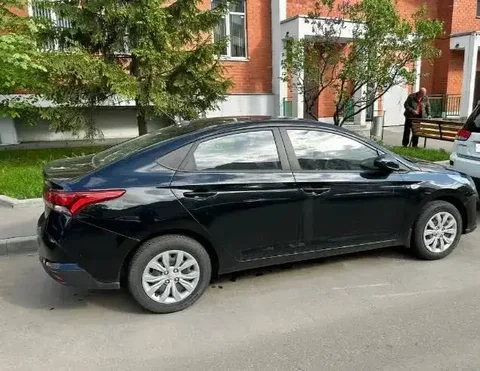 Продам Hyundai Solaris 2018 - Легковые автомобили в Донецк