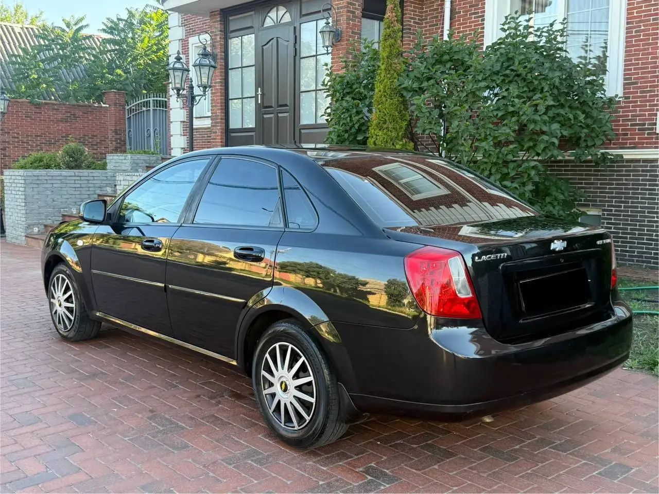 Продажа Chevrolet Lacetti 2011 - Легковые автомобили (Авто) в Донецк