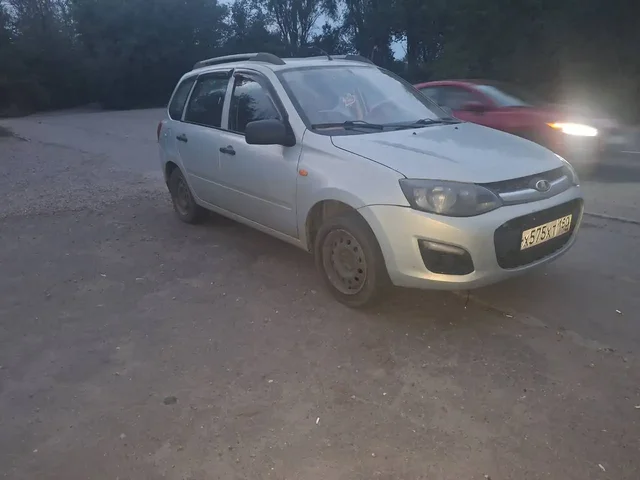 Продаю Toyota (?) 2014 года - Легковые автомобили в Волноваха