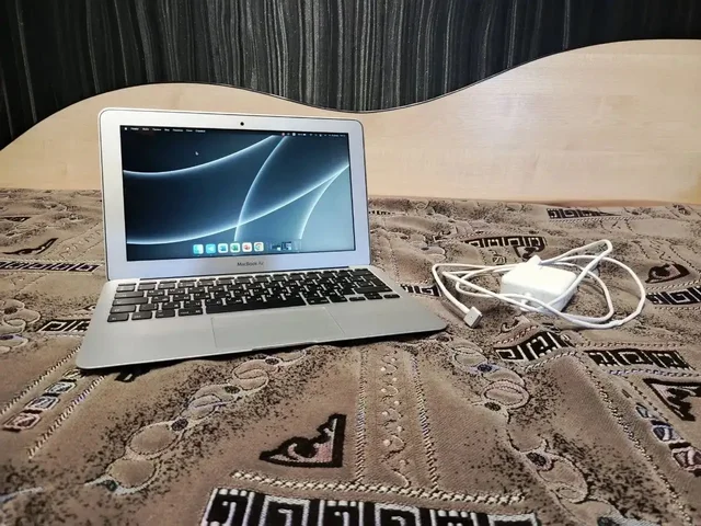 Продам MacBook Air 13" - Электроника в Макеевка
