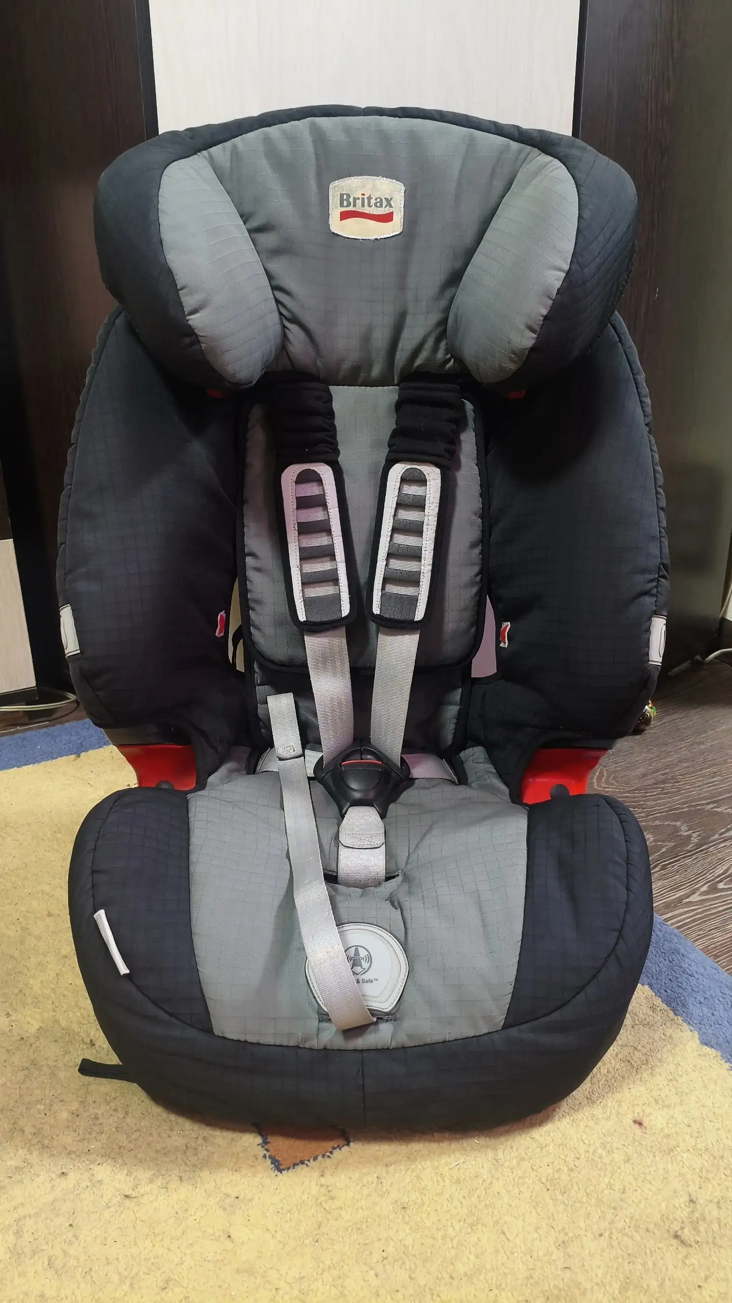 Автокресло Britax Romer 9-36 кг - Автокресла (Товары для детей) в Донецк
