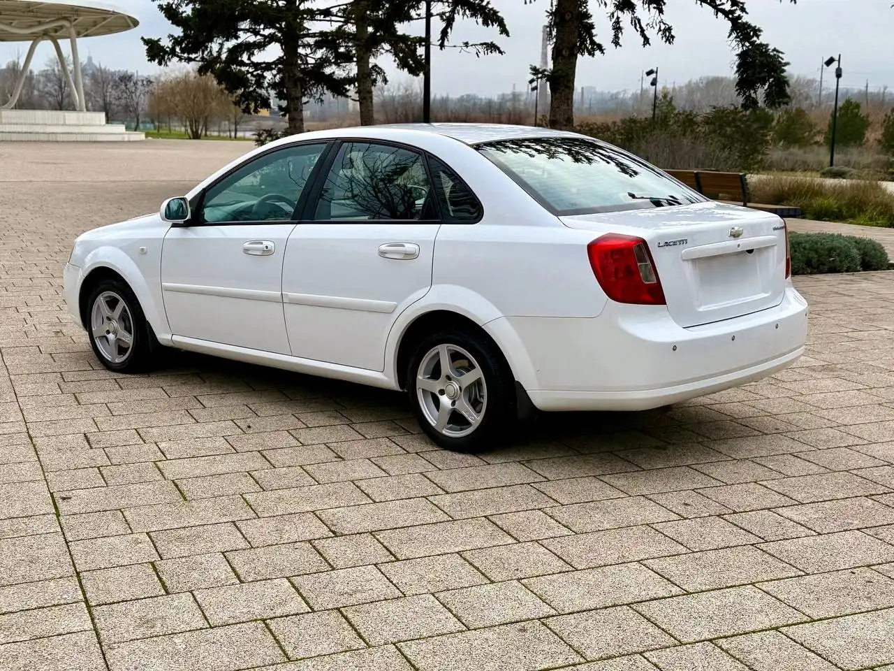 Chevrolet Lacetti 2008 г.в., 1.6 бензин, механика, пробег 187000 км