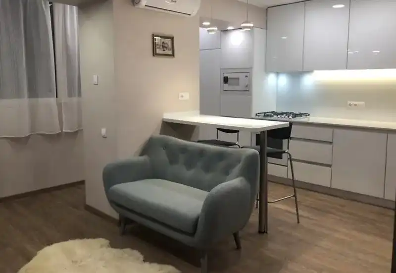 Сдается 2-х комнатная квартира в Ворошиловском районе Донецка