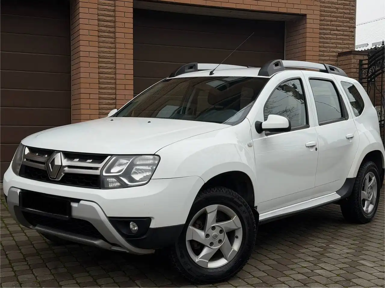 Продажа Renault Duster 2018 года с пробегом 137000 км