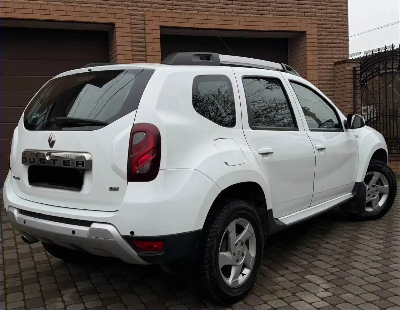 Продажа Renault Duster 2018 года с пробегом 137000 км