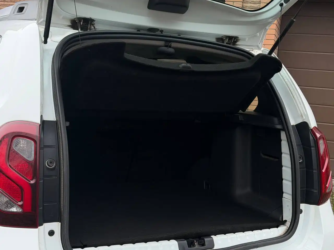 Продажа Renault Duster 2018 года с пробегом 137000 км