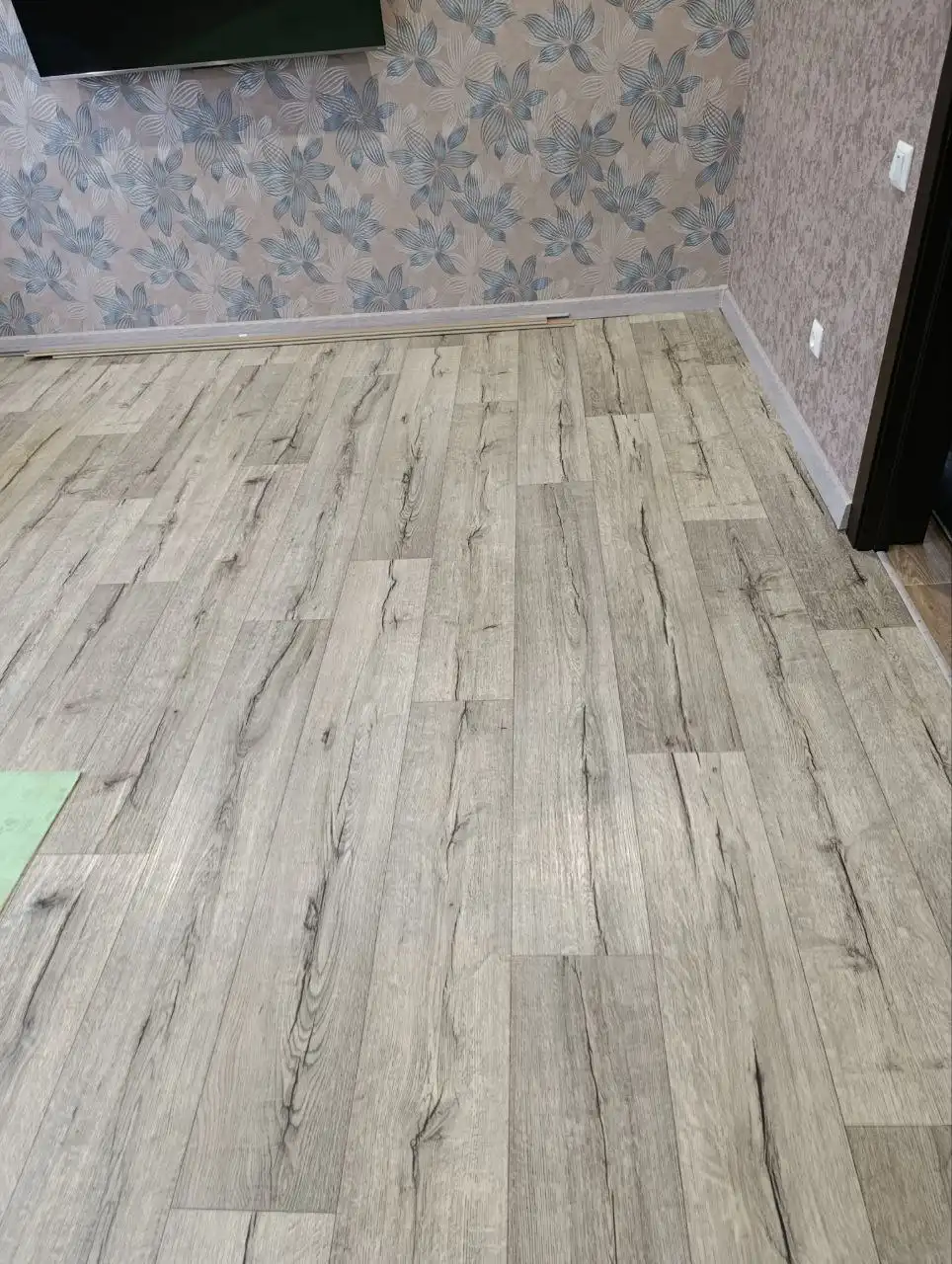 Продажа линолеума 3.75х4.40