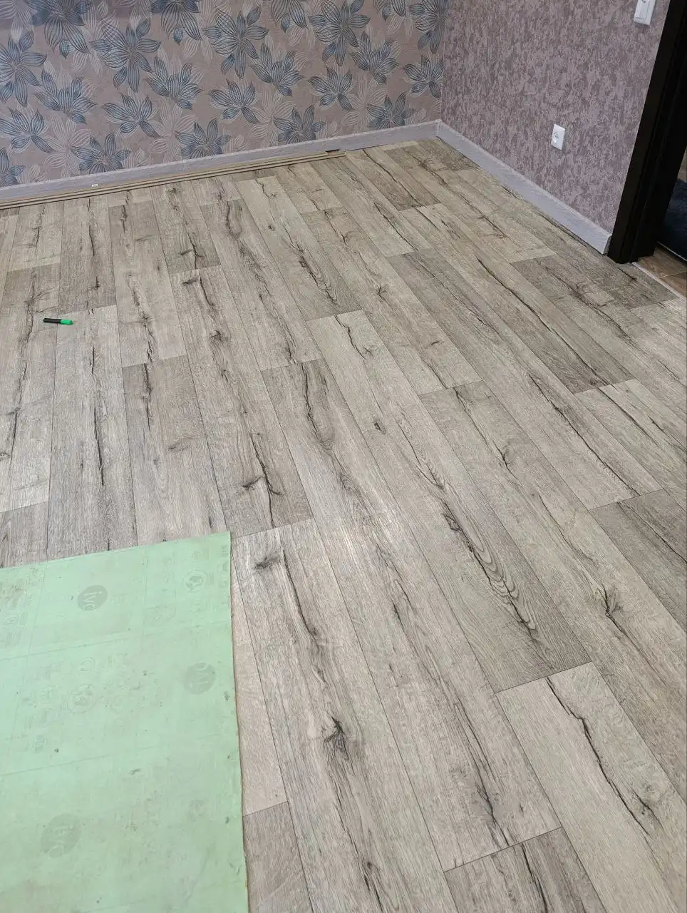 Продажа линолеума 3.75х4.40