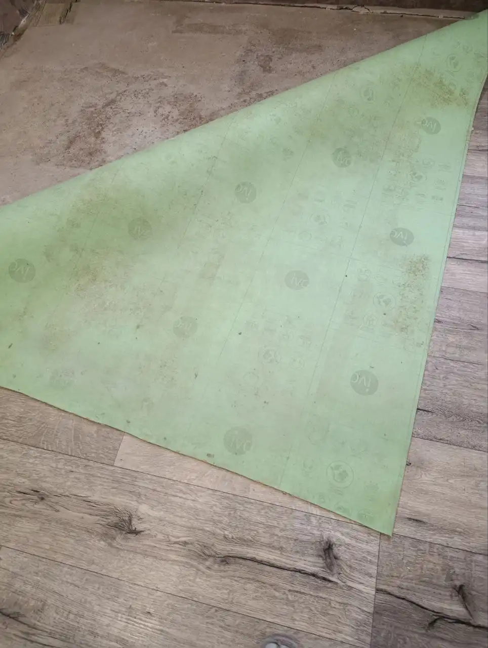 Продажа линолеума 3.75х4.40