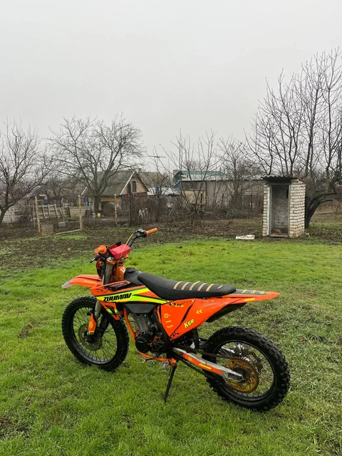 Продам эндуро мотоцикл 250 кубов 4 клапана - Авто в Волноваха