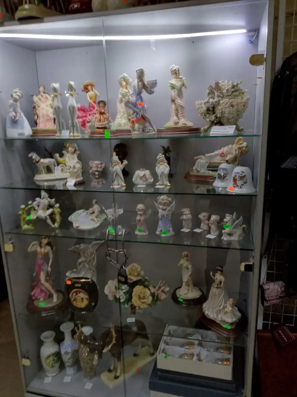 Комиссионный магазин Элегант в Донецке