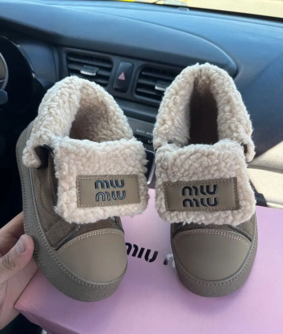 Интернет магазин Эклипс: обувь, сумки, куртки из Китая