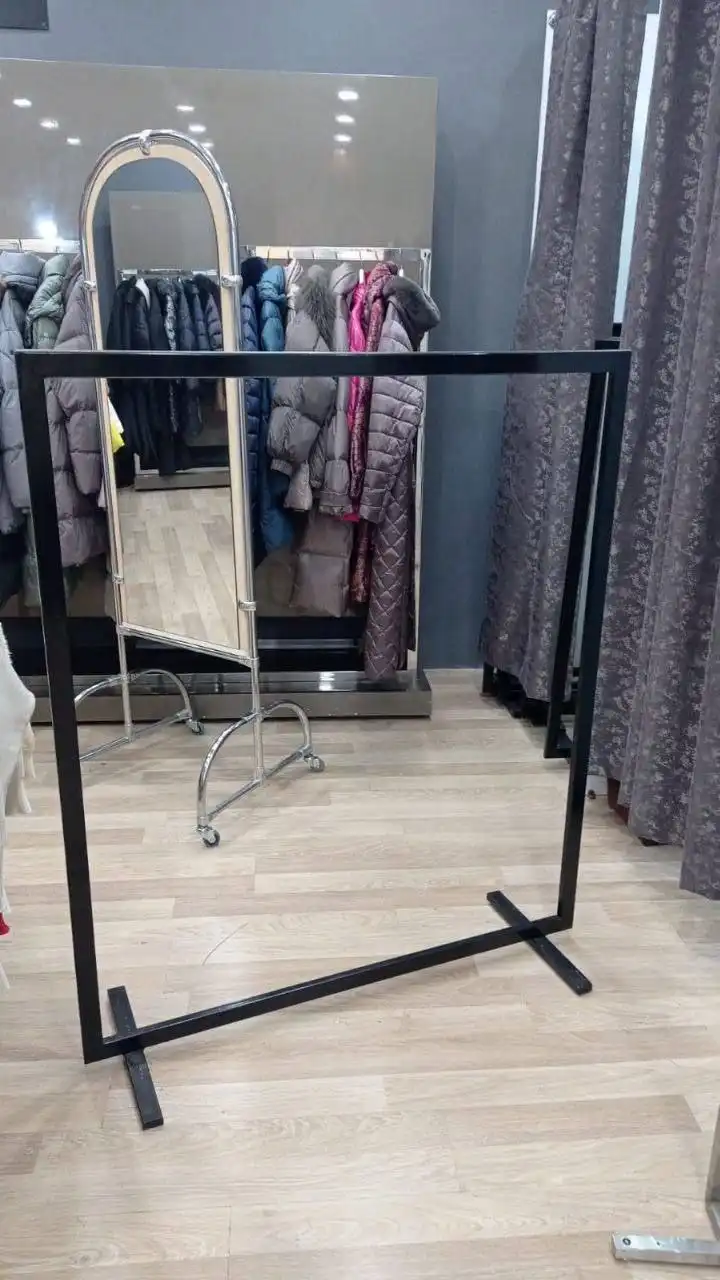 Продажа торгового оборудования и разного товара б/у